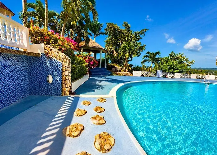 Stunning Gated In Apartamento Ocho Ríos